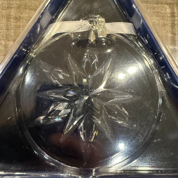 Swarovski - 20 Years 2011 Christmas Ornament - NIB - Picture 2 of 3
